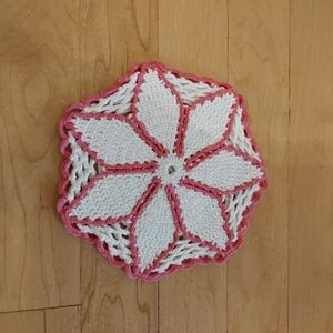 Vtg. Handmade Crocheted Hexagonal Flower Motif Hot Pad Pot Holder.